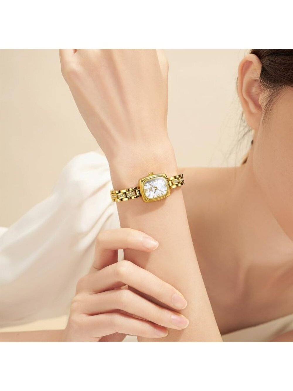 Women's Gold band White dial Diamond Fashion Elegant Chronograph Cute Wristwatch - Picture 2 of 6